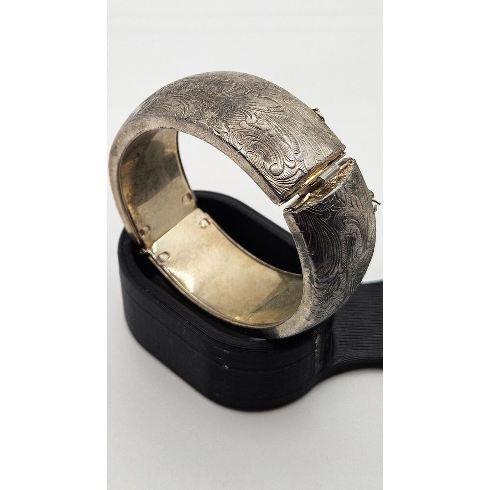 Vintage Hinged Locking Bracelet - Intricate Floral Engraving